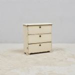1448 8377 CHEST OF DRAWERS
